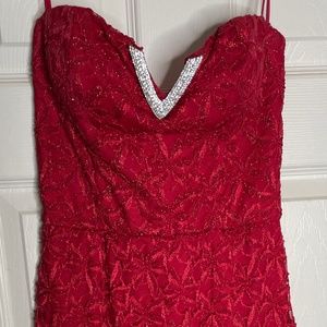 EUC! Love Reign Junior Size 5 Red Lace Party Dress Short Homecoming Prom Wedding